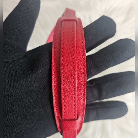 ♥️ Louis Vuitton Lock Me II ♥️ - Picture 8 of 16